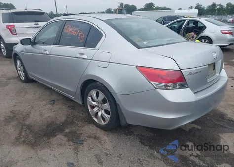 2008 Honda Accord 2.4 Ex-L z USA, uszkodzony, nr VIN 1HGCP268X8A108439